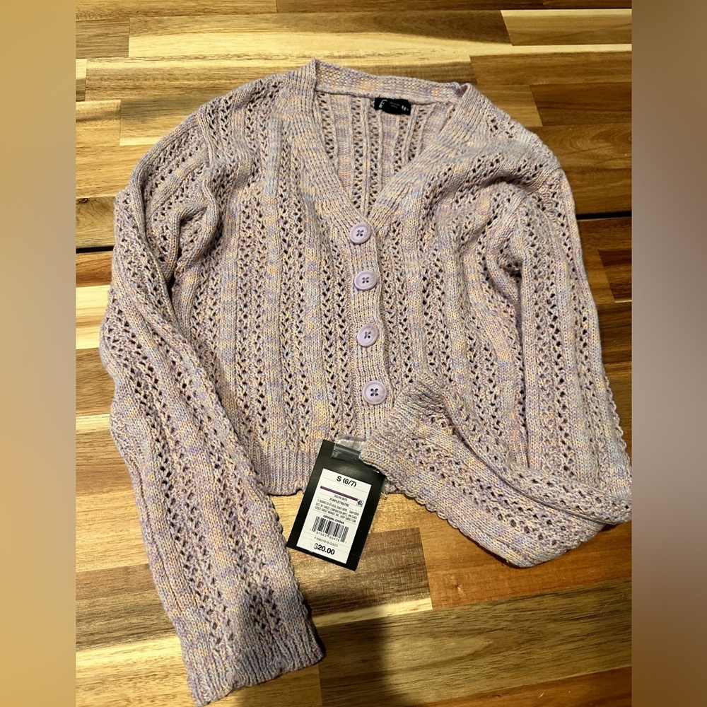 Girls cardigan Art Class size M (8)